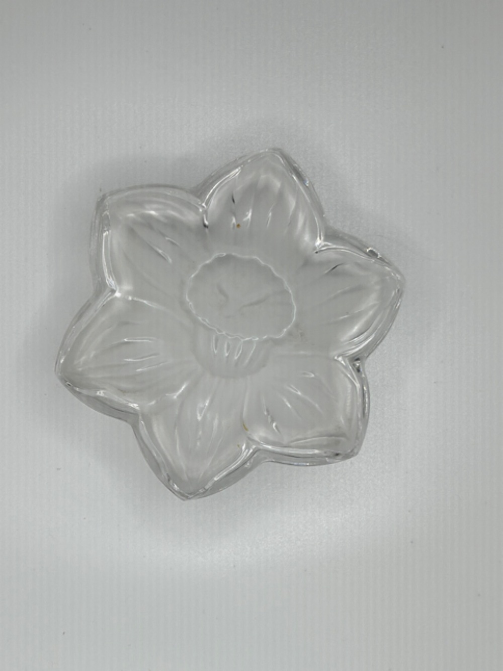 Gorham trinket dish. Daffodil. Crystal 3.5 inches